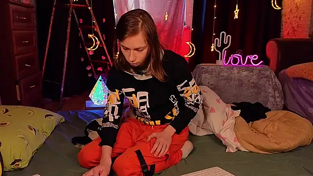 [27 Apr 18:53] Private Show