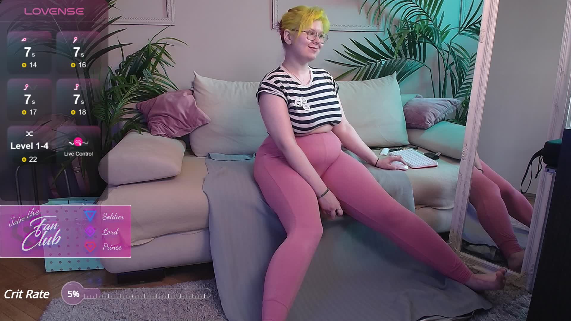 wetness in leggins