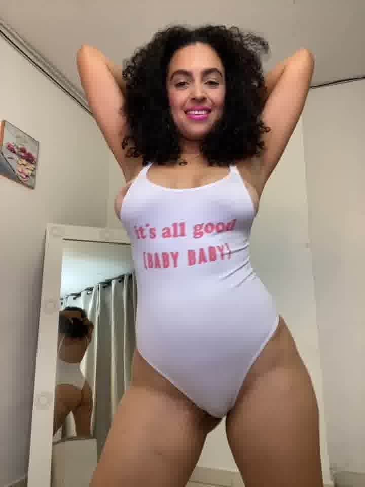 showing my naked body #hairypussy - video by cataleya-miller_ cam model