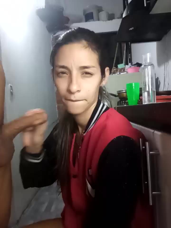 I suck his dick in the kitchen - 視頻由 kingofqueenxxx 主播提供