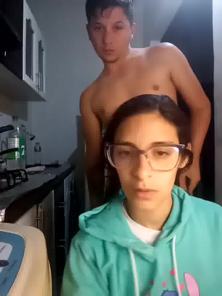 [5 Jan 21:30] Private Show - 視頻由 kingofqueenxxx 主播提供