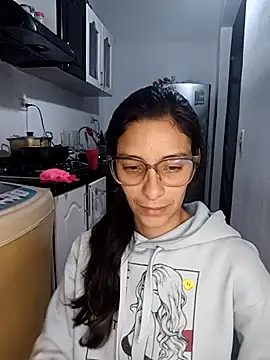 show ass - video by kingofqueenxxx cam model