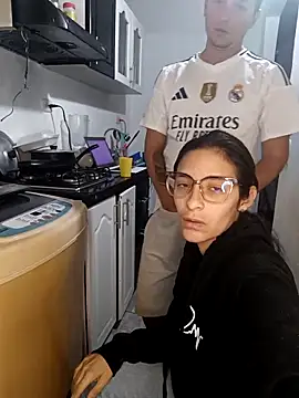 I suck it and he fucks me - video by kingofqueenxxx cam model