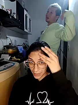 I show my tits - video by kingofqueenxxx cam model