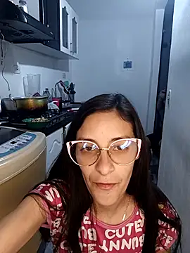 French kisses - video by kingofqueenxxx cam model