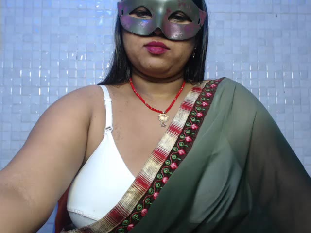 [31 Jan 18:34] Private Show - vídeo de la modelo de cam Oh_Maya