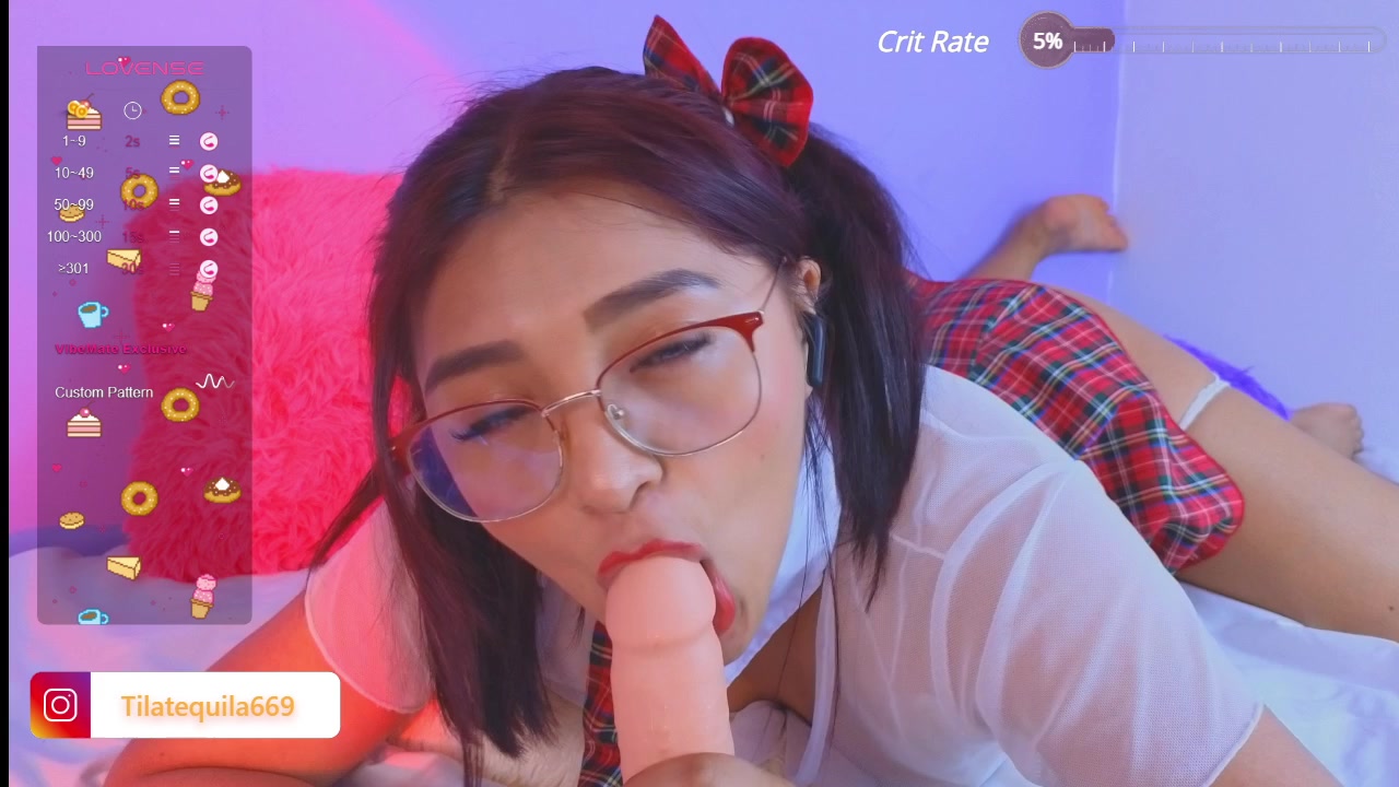 Sexy student suck your cock until cum on face 💦💕