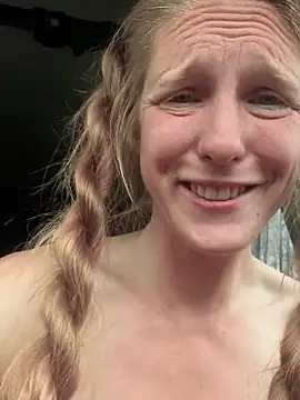 Naked with the monster - video by GoldenFlameGoddess cam model