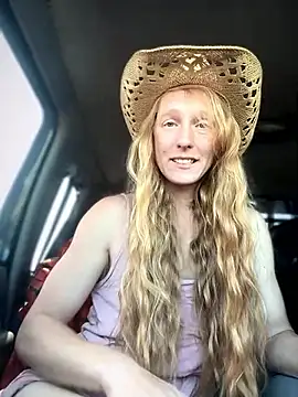 Road head Private Show - video by GoldenFlameGoddess cam model