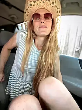 Naked cowgirl fingering pussy - video by GoldenFlameGoddess cam model