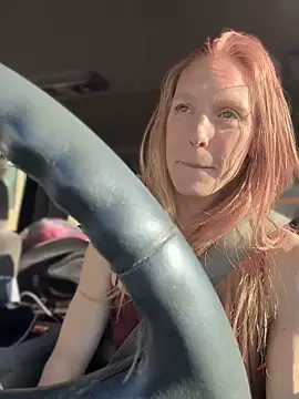 Let’s take a private drive - video by GoldenFlameGoddess cam model