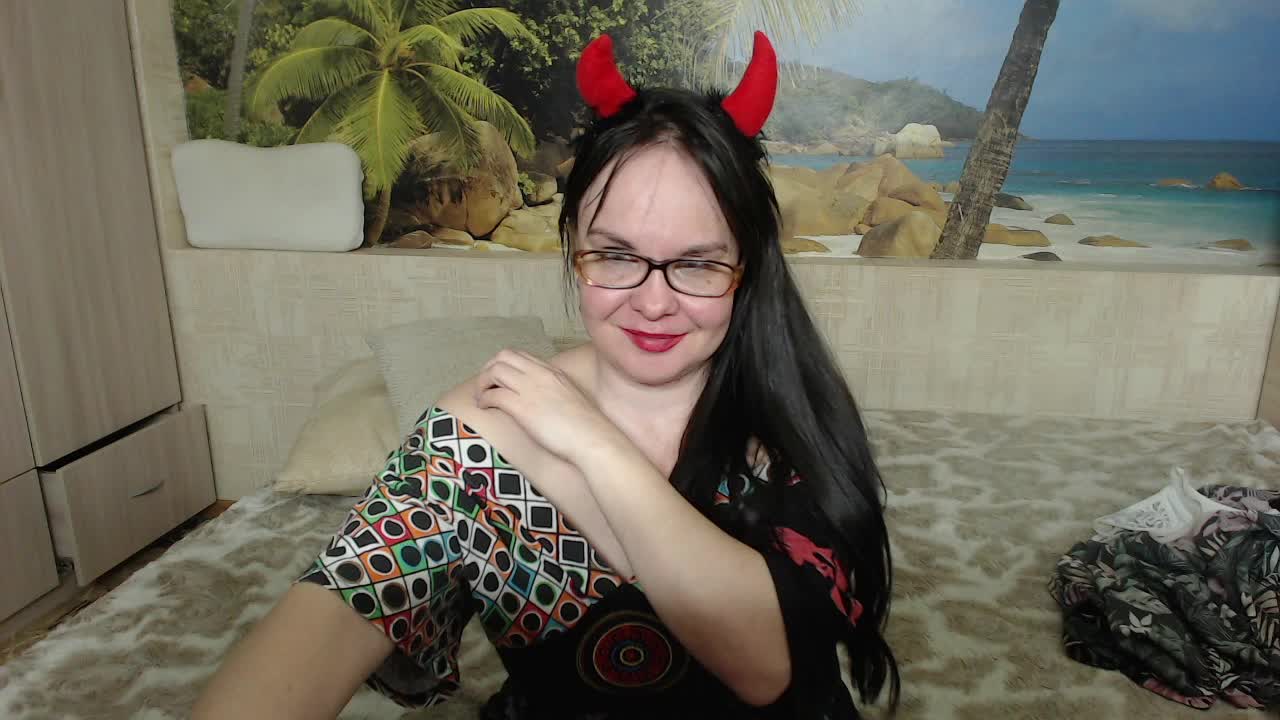 [19 Oct 23:12] Private Show - ক্যাম মডেল Aphelandra-এর ভিডিও