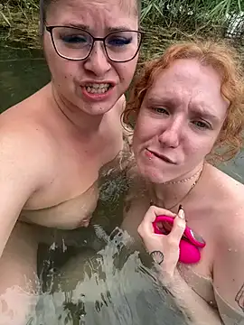 11:18 Ticket Show Fingern im See + ich spritze in cuties Gesicht — filmik LisaNimmersatt, modela(-lki) na kamerkach