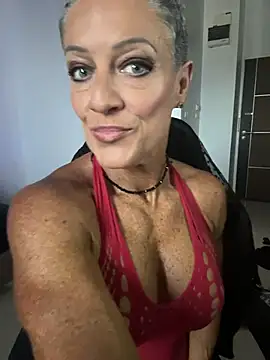 [18 Jul 17:40] Private Show