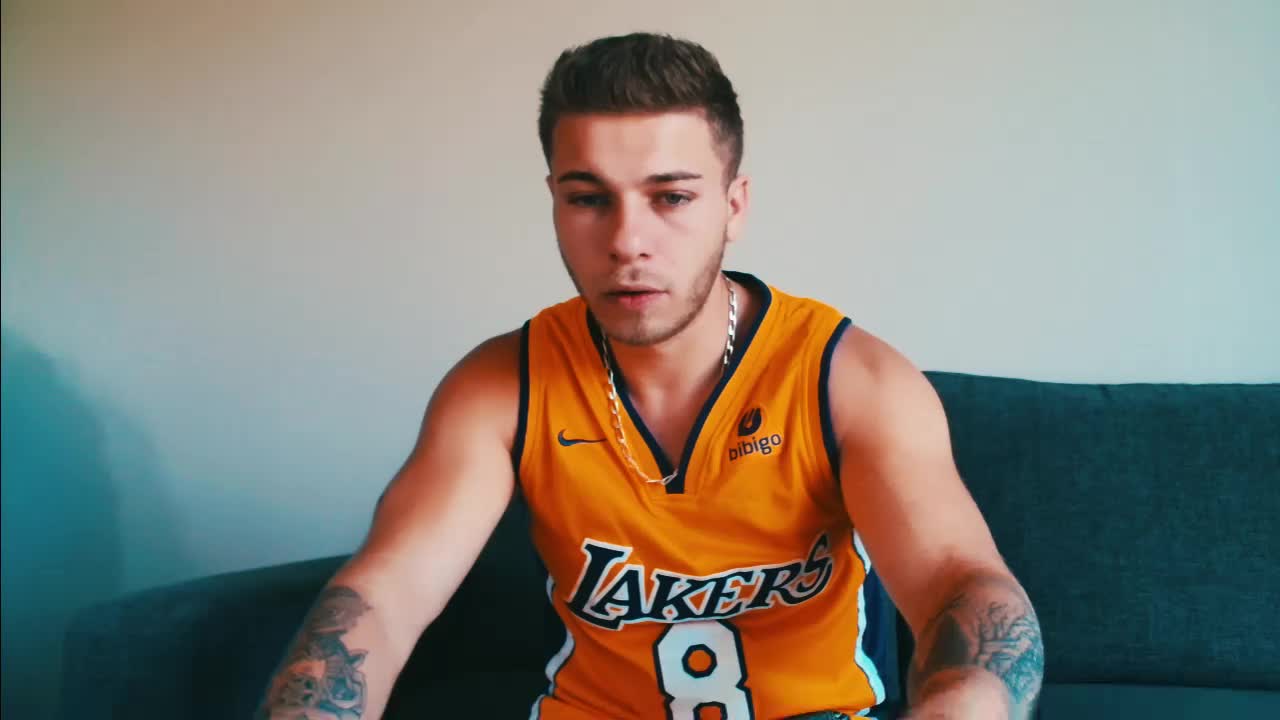 [1 Jun 11:04] Private Show - video av Elkafit28 cam model