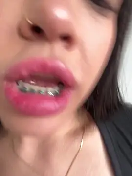 Lesbian Show - video by ReggieG cam model