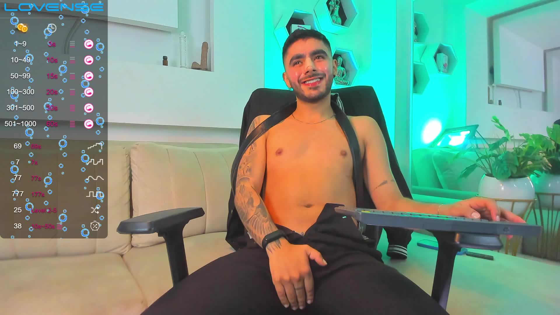 I received an amazing fuck and i make cum in Squirt — filmik ItsMeEros, modela(-lki) na kamerkach