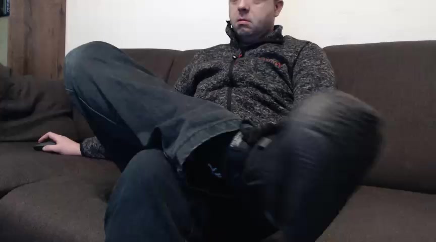 [29 Nov 19:11] Private Show - video oleh DirtyBoy198484 kamera model