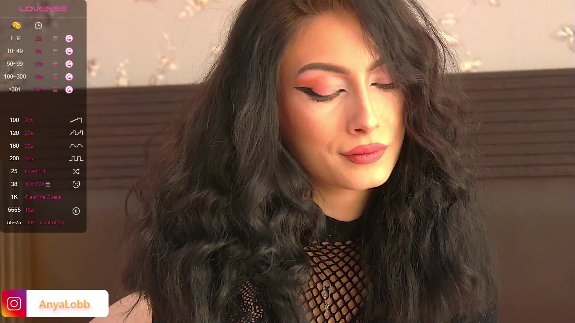 Just a peek. Thanks for being my friend! - AnyaLobb主播的视频