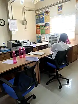 In Office riding with big load - adicma123 adlı kamera modelinin videosu