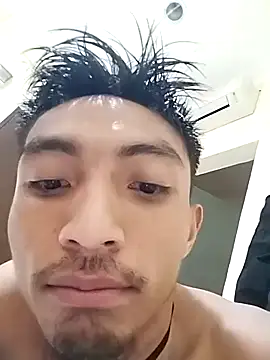 [8 Jan 18:03] Public Show - video van nazirul363108 cam-model