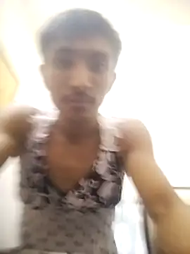 [31 Mar 11:20] Public Show - video by nazirul363108 cam model