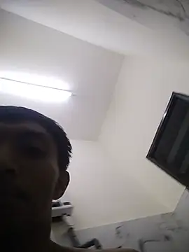 [24 Sep 03:36] Public Show - video av nazirul363108 cam-modell