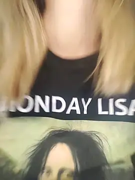 [4 Nov 19:59] Spy Show - video oleh model kamera KrissSexi