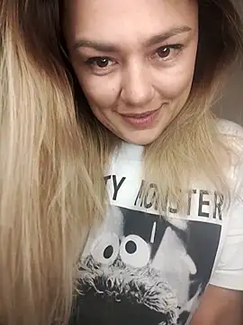 [21 Dec 13:08] Private Show - video oleh model kamera KrissSexi