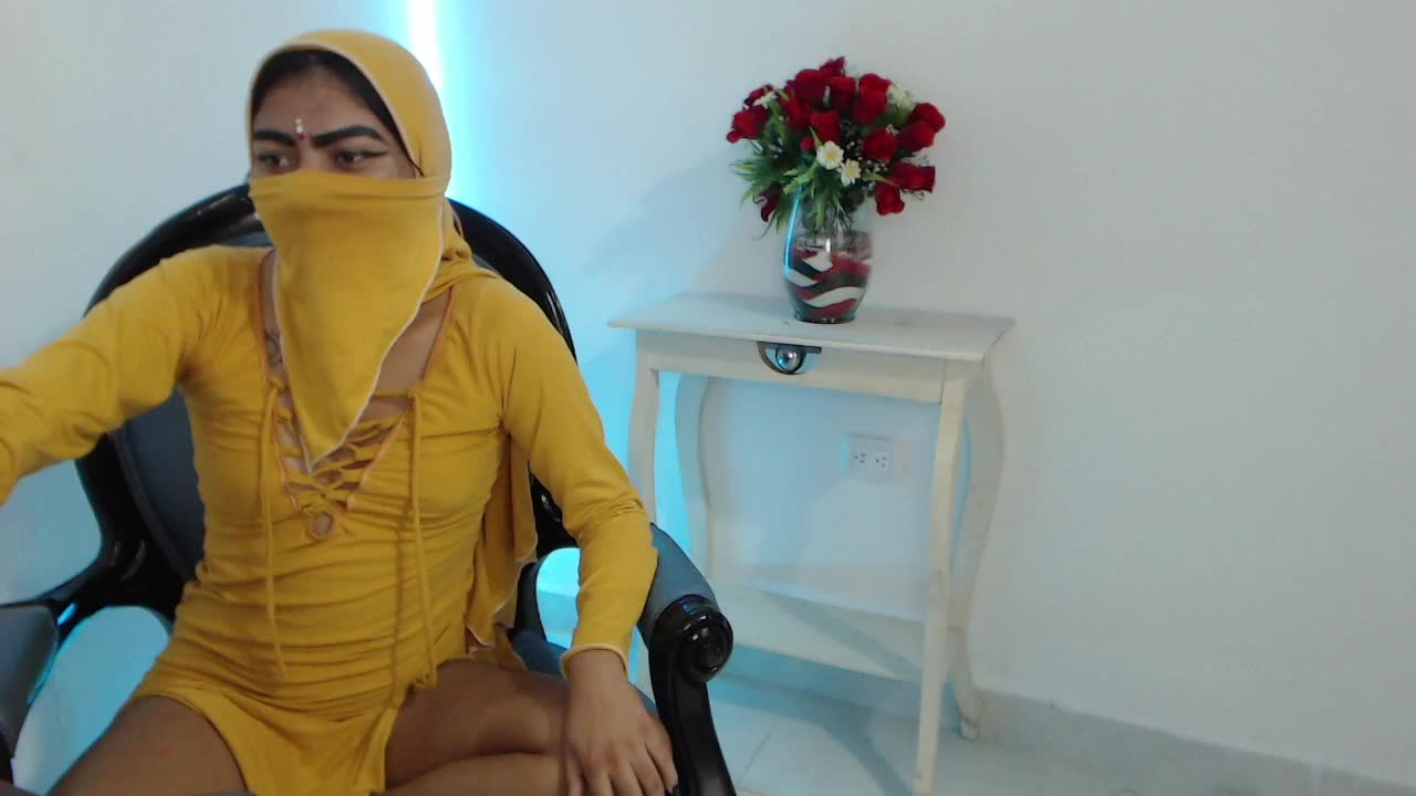 [26 Nov 04:15] Private Show