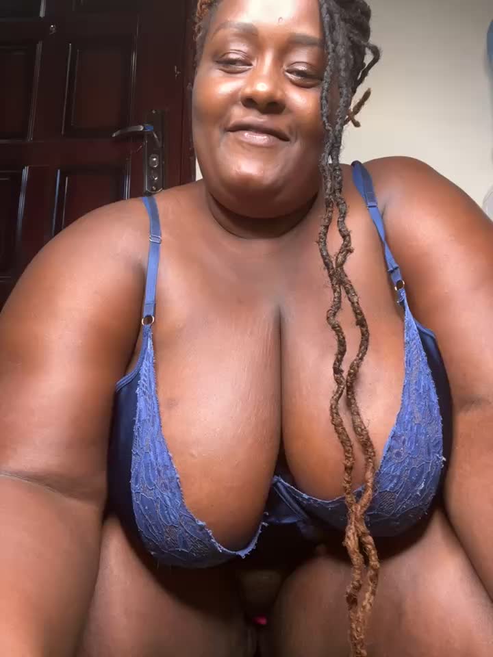 CREAMY SQUIRT ON YOUR DICK DADDY - video by DAQUANNA_ROSE cam model