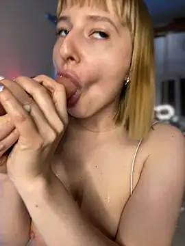 suck your cock - video by evybloom cam model