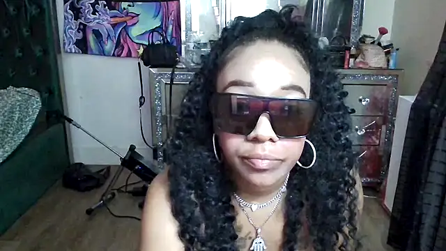 [13 Jun 04:49] Private Show A LIL BIT OF EVERYTHING - video by mzpretty444 cam model