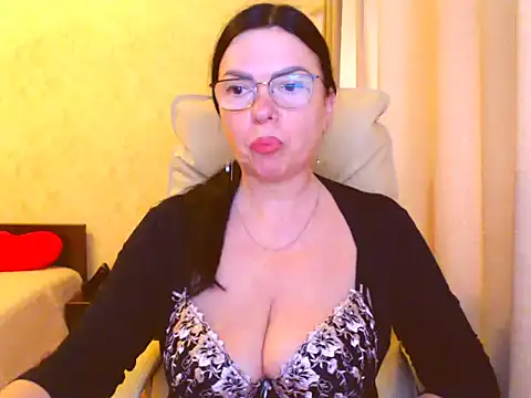 clitoral masturbation and pussy fucking!! it's very nice!🤩🤩🤩🔥🔥🔥 - відео від вебкаммоделі Monica-1203