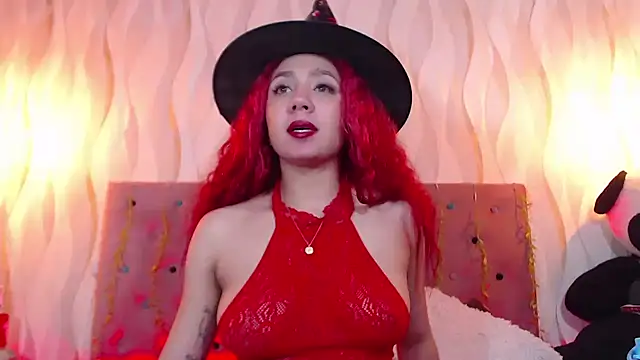 Sexy Halloween - video by IsabelaLatina cam model