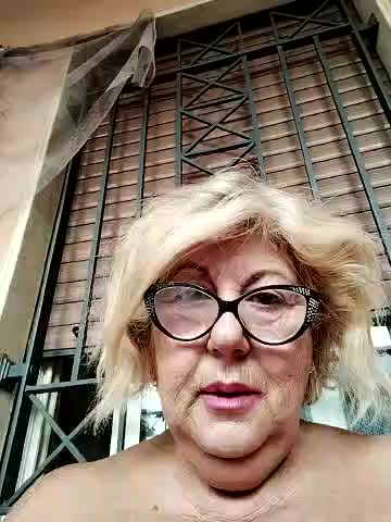 [24 Oct 17:04] Private Show - 視頻由 Merilulla 主播提供