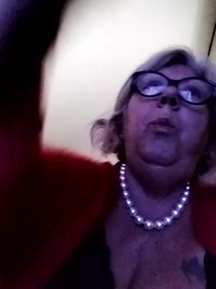 [17 Nov 12:17] Private Show - 視頻由 Merilulla 主播提供