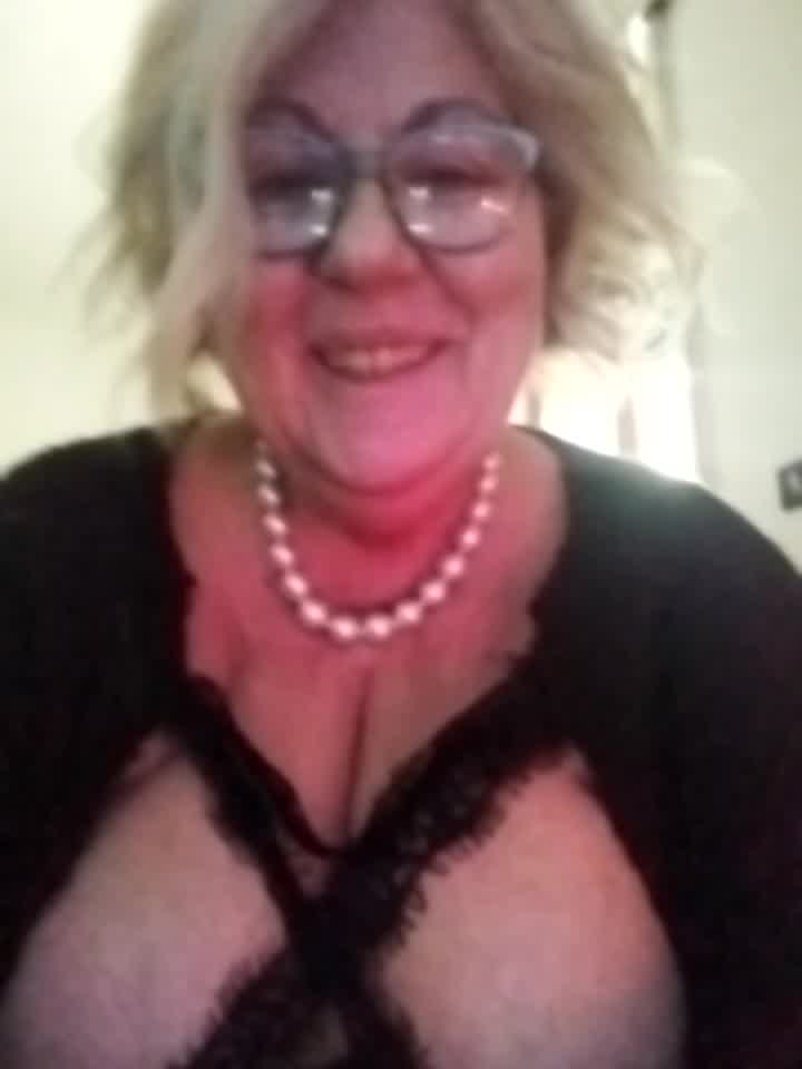 [21 Jan 10:37] Private Show - 視頻由 Merilulla 主播提供