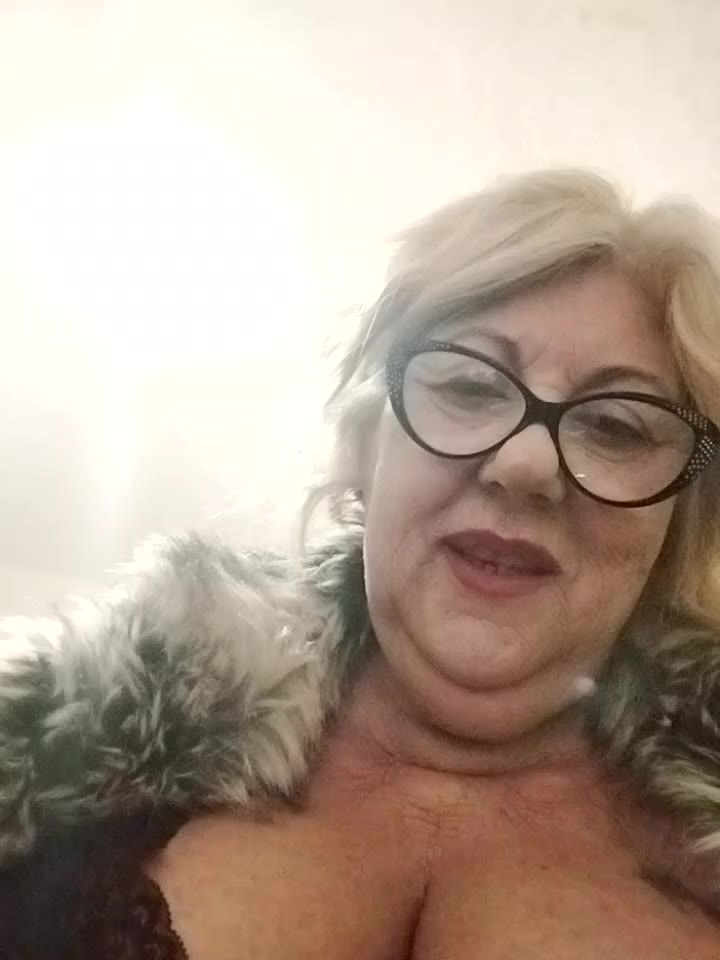 [22 Jan 09:34] Private Show - 視頻由 Merilulla 主播提供