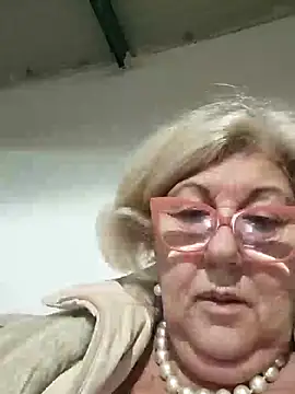 [21 Nov 03:24] Private Show - 視頻由 Merilulla 主播提供