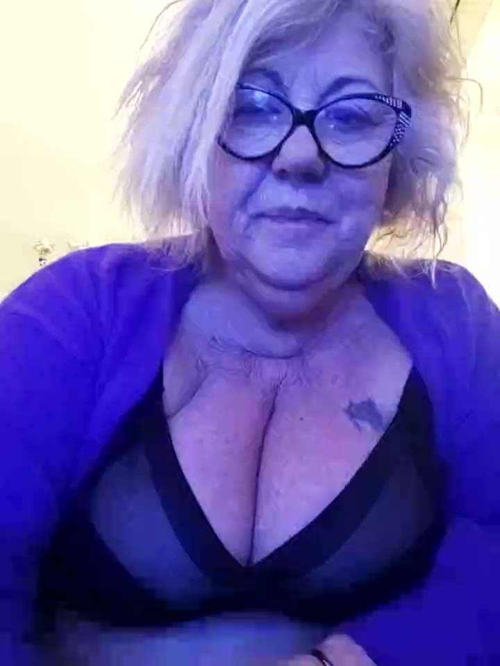 [31 Mar 17:28] Private Show - 視頻由 Merilulla 主播提供