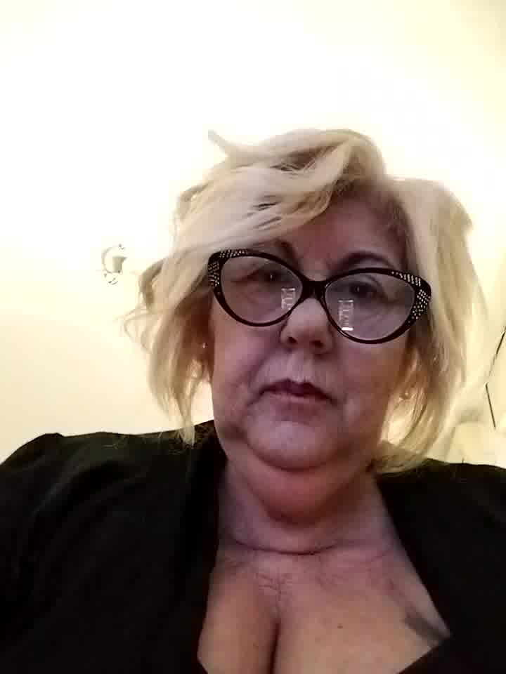 [5 Apr 11:17] Private Show - 視頻由 Merilulla 主播提供