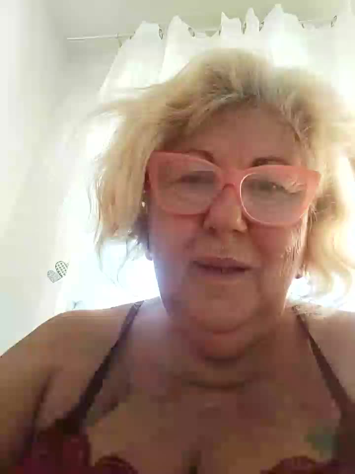 [24 Aug 14:35] Private Show - 視頻由 Merilulla 主播提供