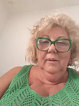 [22 Sep 15:33] Private Show - Video von Merilulla Cam-Model
