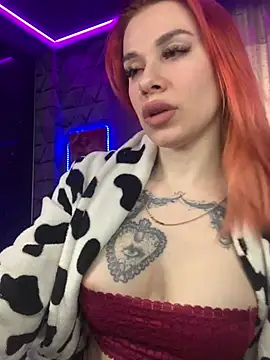 doggy naked - video by Queen_of_pain cam model