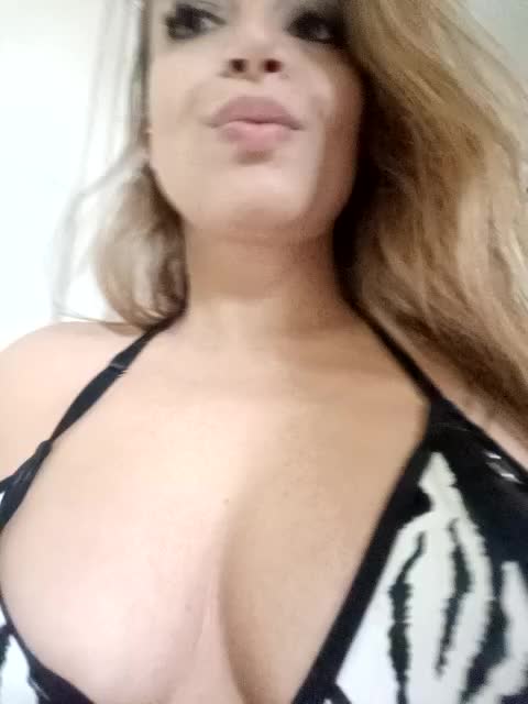 [17 Jan 14:26] Private Show - video by AnissaHale cam model