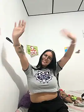 [23 Aug 11:32] Public Show - video by Annya-sweet cam model