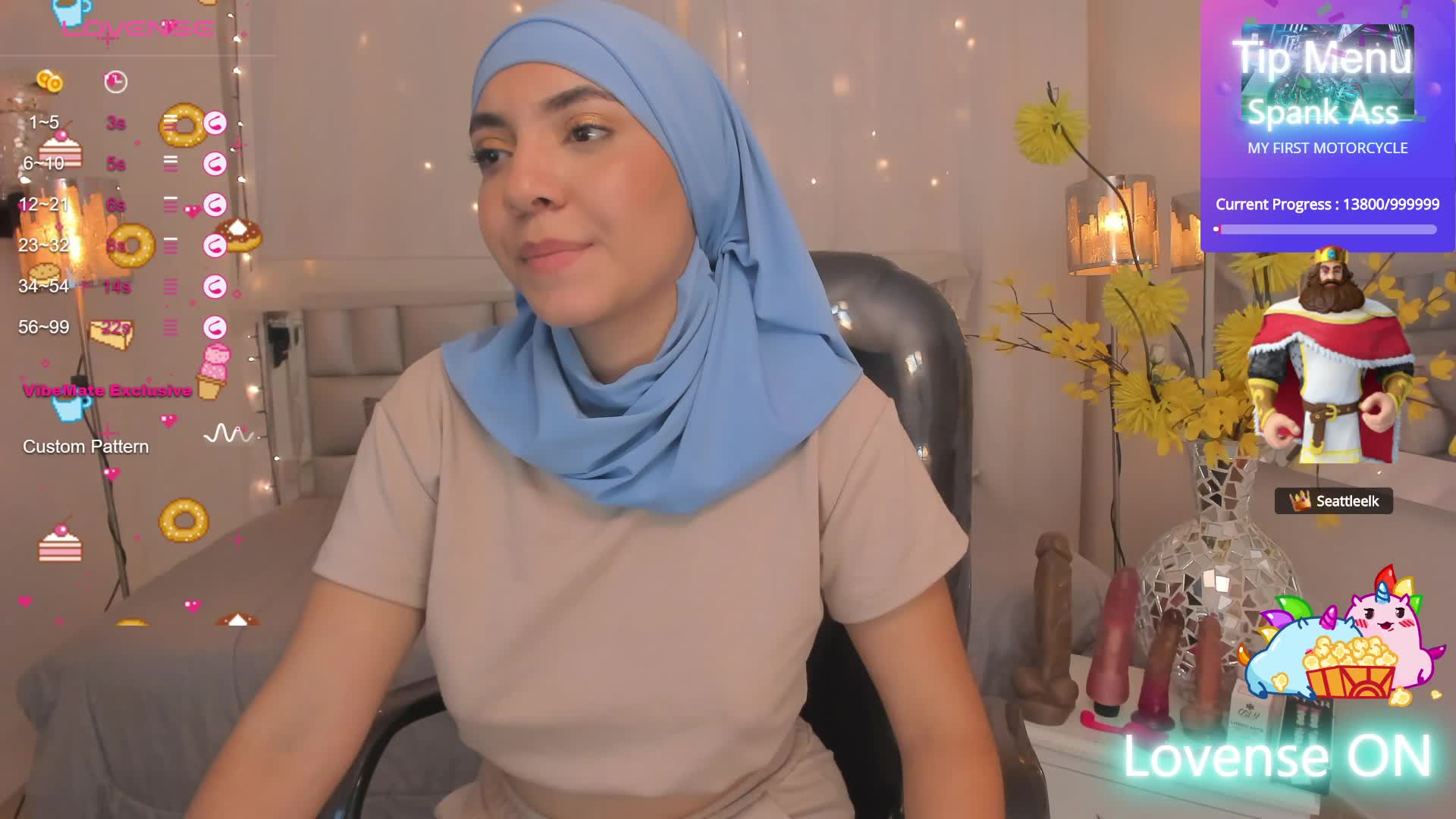 FUCKING MY DILDO WITHOUT HIJAB AND ESTING MY CUM