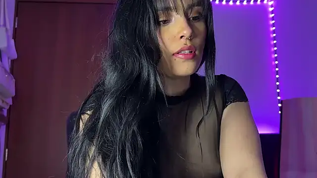 Private Show - video by salome_polaniiee cam model