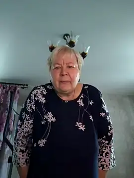 oil show👅 - 視頻由 EffectFiona 主播提供